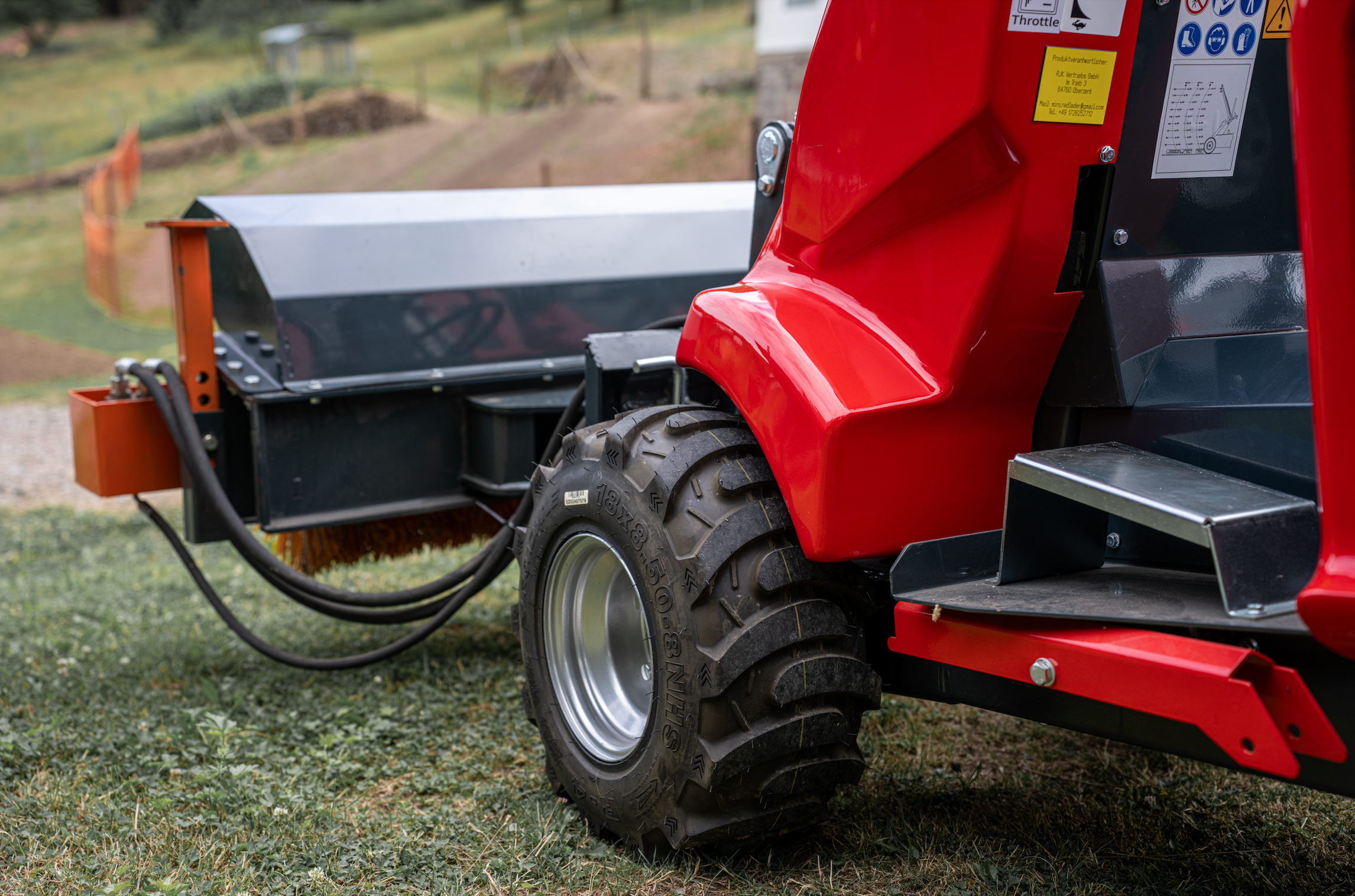 MiniRadlader 360 Diesel – Hoflader & Kompaktlader mit Schaufel